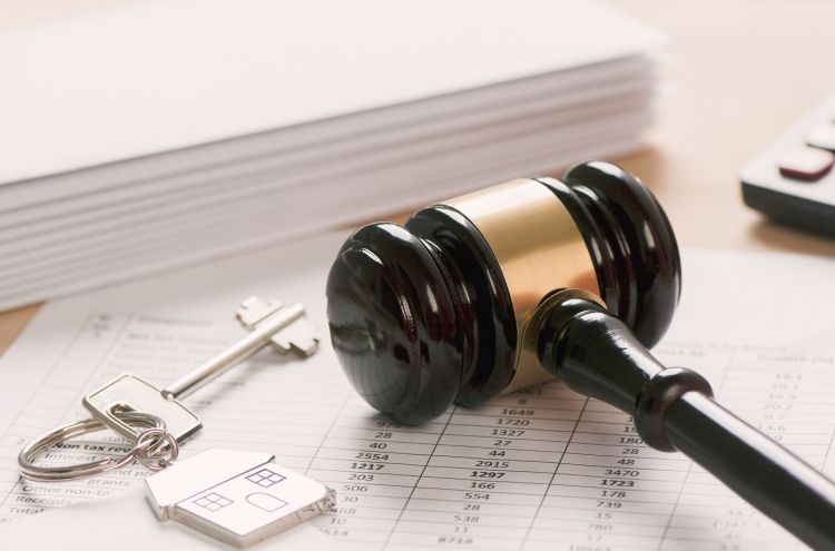 Jak kupować mieszkania na licytacjach komorniczych?