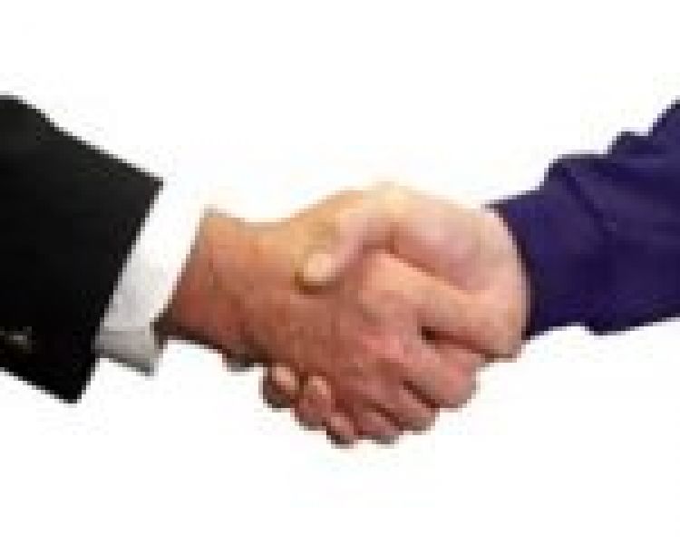 Czy warto korzystać z usług pośrednika