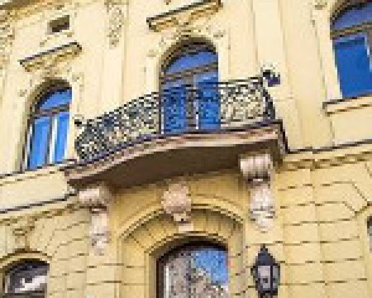 Krakowska „Sienkiewiczówka” – kamienica z historią