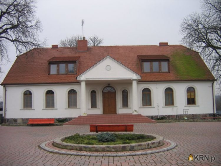 Zakup zabytkowej nieruchomości: korzyści i problemy