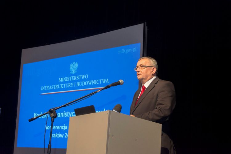 Mniej formalności, ale większa kontrola – projekt Kodeksu urbanistyczno-budowlanego