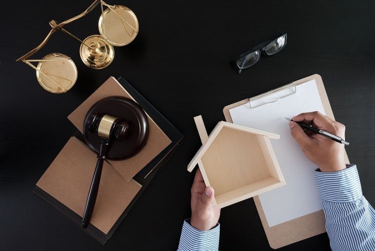 Jak i po co sprawdzić kontrahenta przed zakupem nieruchomości