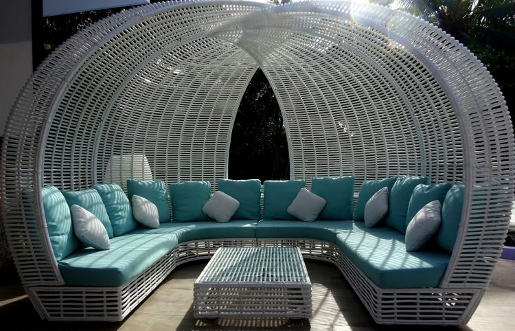 Stylowe meble technorattan do ogrodu doskonale odpowiedzą potrzebom użytkowników.