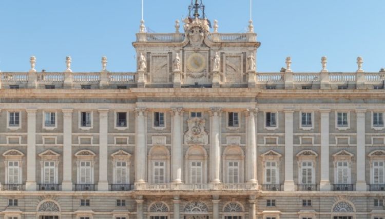 Na czym polega piaskowanie elewacji?