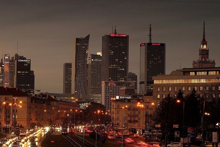 Do prestiżowych punktów na polskiej mapie luksusowych miast z pewnością kwalifikują się Warszawa, Kraków oraz Wrocław.