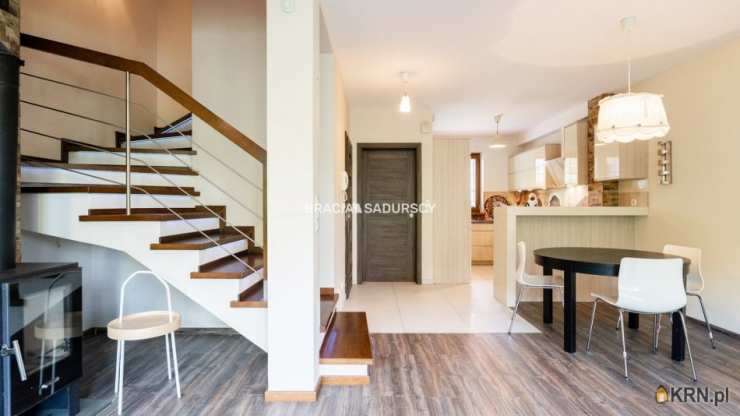 Dom  na sprzedaż, , Bibice, ul. Leśna