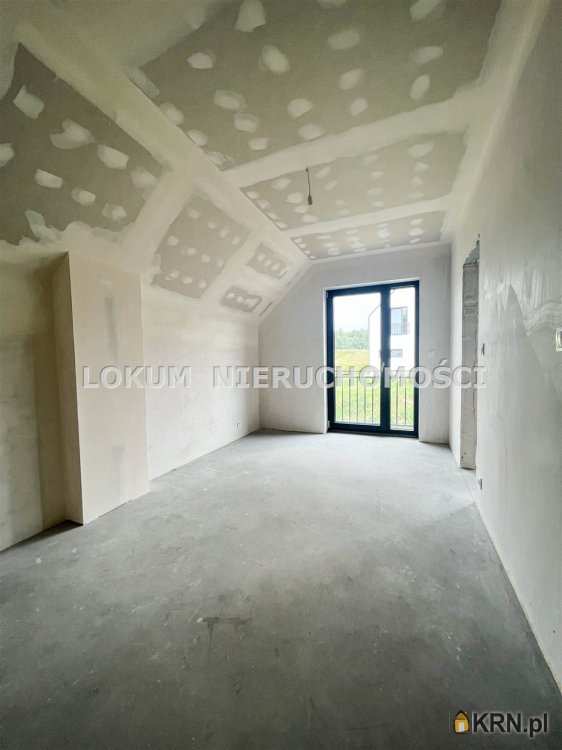 Nieruchomości LOKUM, Dom  na sprzedaż, Gogołowa, ul. Leśna