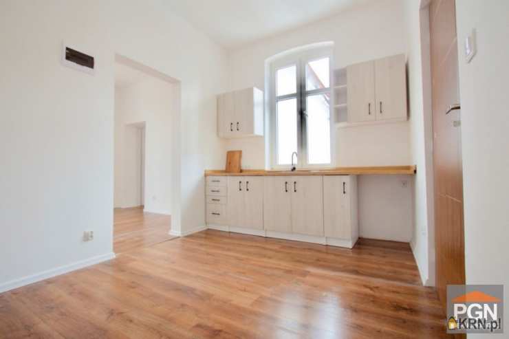 8 pokojowe, Dom  na sprzedaż, Trzebiatów, ul. M. Kopernika