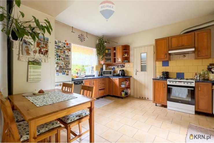 8 pokojowe, Pietrzykowice, ul. , Dom  na sprzedaż