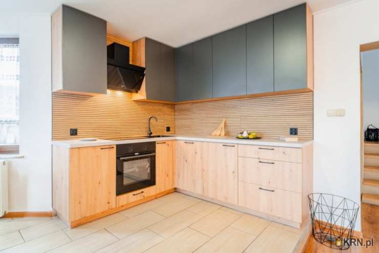 8 pokojowe, Dom  na sprzedaż, Piotrków Trybunalski, ul. 