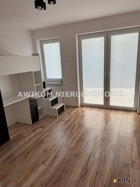 Dom  do wynajęcia, Książenice, ul. , 