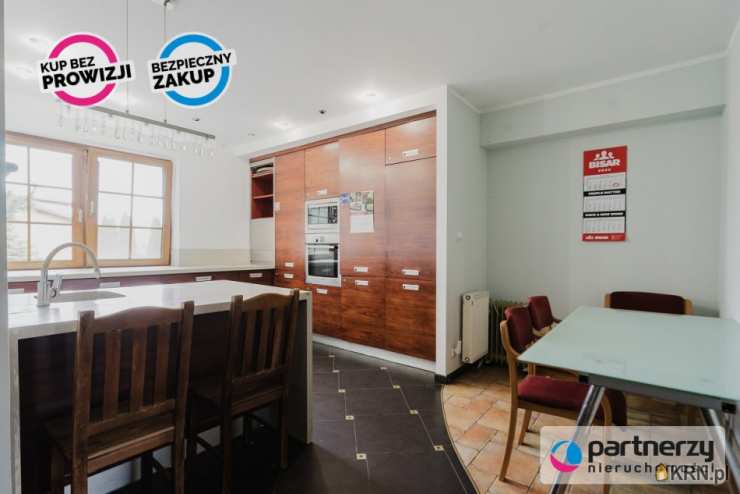 Dom  na sprzedaż, 9 pokojowe, Swarożyn, ul. Sadowa