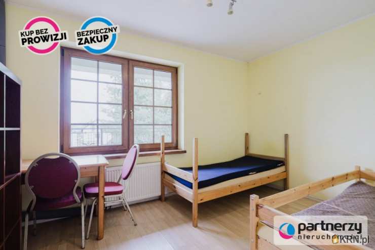 Dom  na sprzedaż, 9 pokojowe, Swarożyn, ul. Sadowa