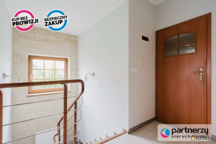 Dom  na sprzedaż, 9 pokojowe, Swarożyn, ul. Sadowa