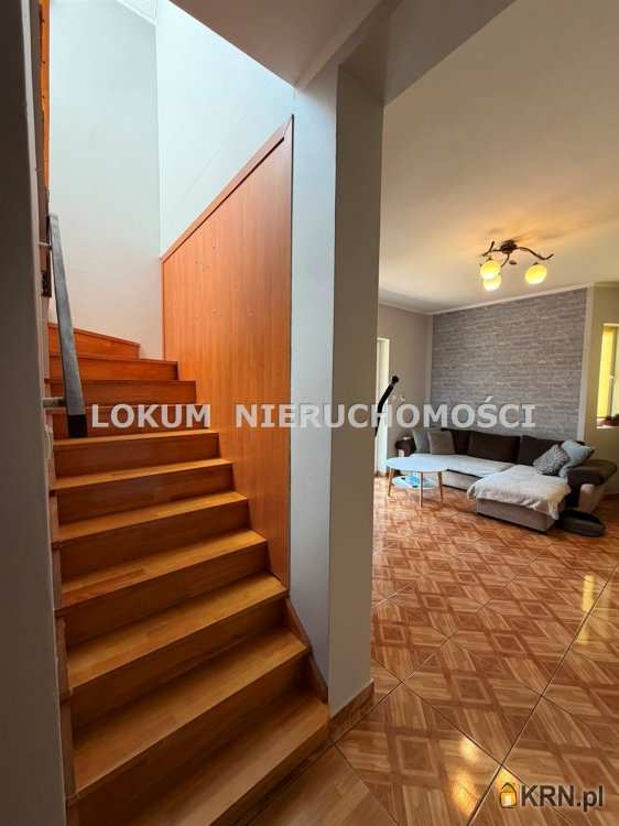 Nieruchomości LOKUM, Dom  do wynajęcia, Krostoszowice, ul. Środkowa