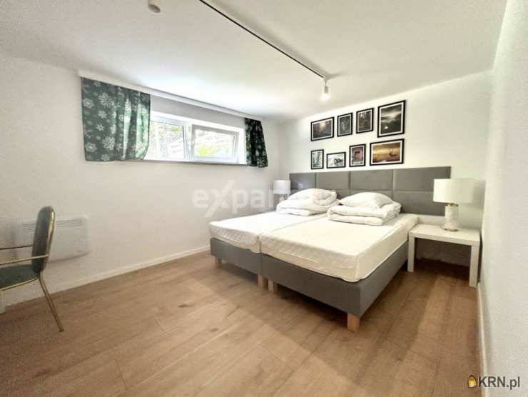 Dom  na sprzedaż, 7 pokojowe, Strzegomiany, ul. 