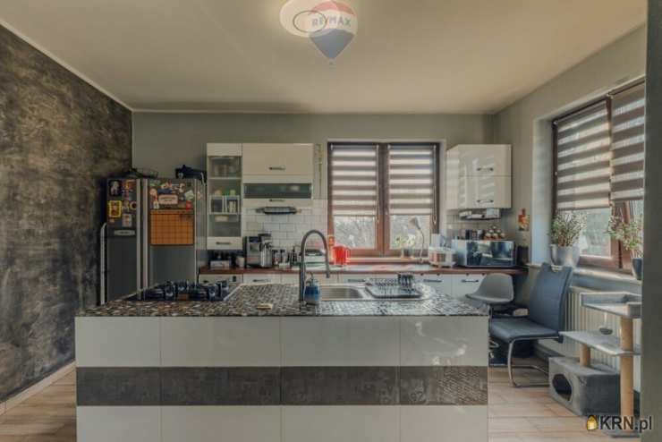 Dom  na sprzedaż, 8 pokojowe, Bujaków, ul. 