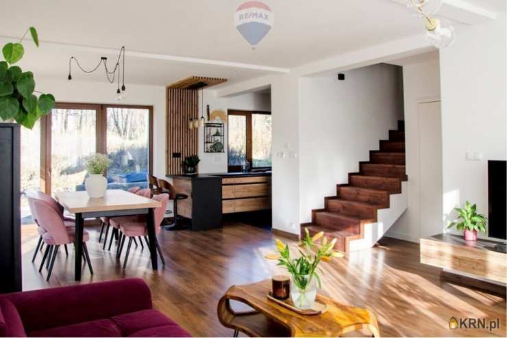 Bielsko-Biała, ul. , Dom  na sprzedaż, 6 pokojowe