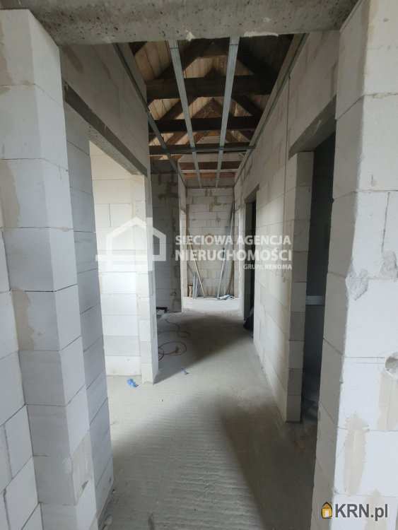 Dom  na sprzedaż, 6 pokojowe, Bojano, ul. 