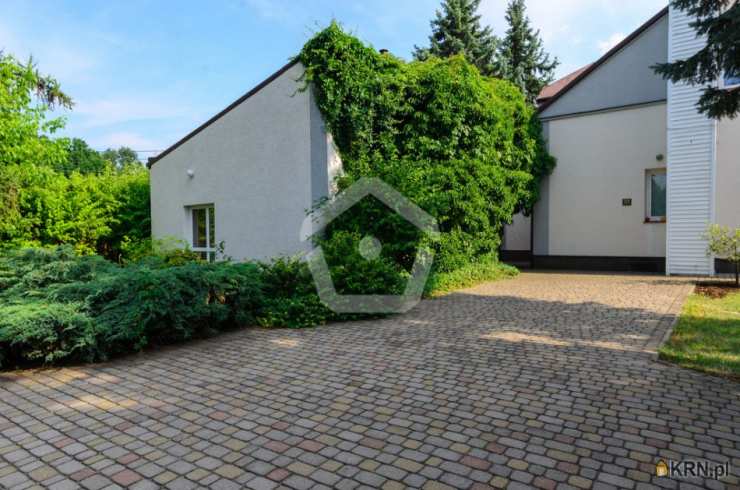 Dom  na sprzedaż, Strażów, ul. , 4 pokojowe