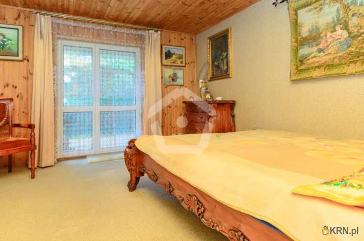 Strażów, ul. , Dom  na sprzedaż, 4 pokojowe