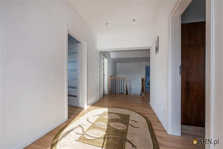 6 pokojowe, Pogórze, ul. , Dom  na sprzedaż