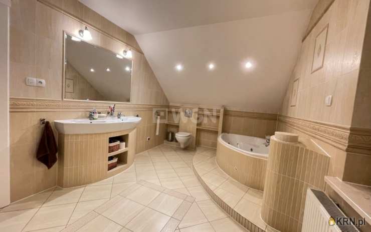 5 pokojowe, Radwanice, ul. , Dom  na sprzedaż