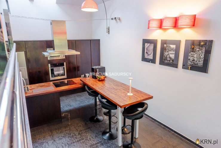 Dom  na sprzedaż, , Lusina, ul. Spacerowa