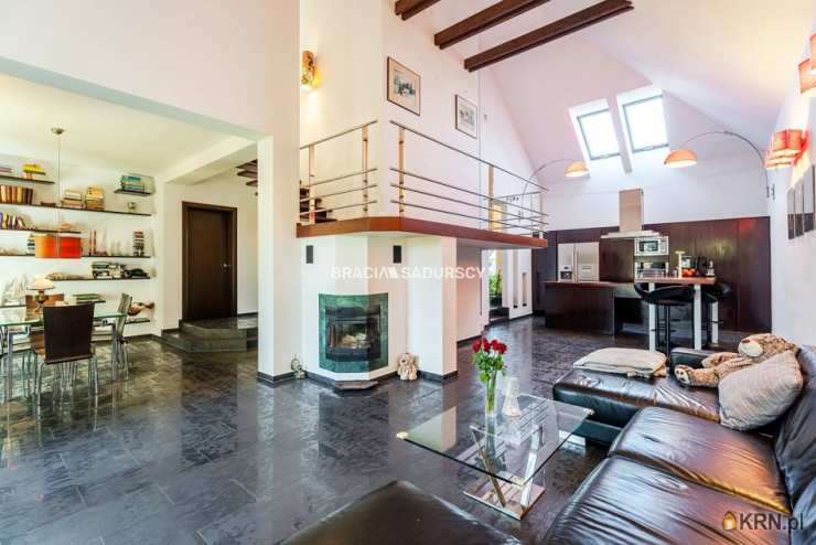 Dom  na sprzedaż, , Lusina, ul. Spacerowa