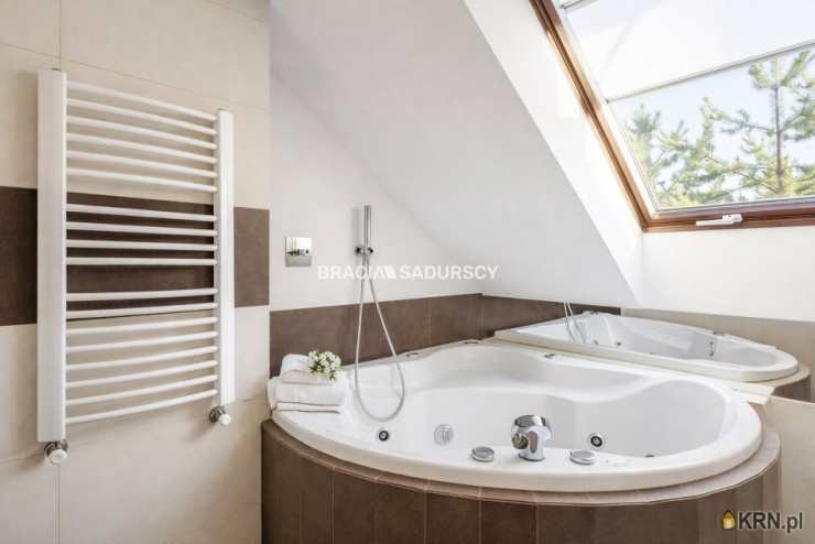 Dom  na sprzedaż, Lusina, ul. Spacerowa, 