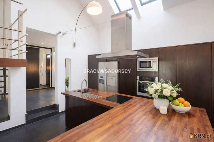 Dom  na sprzedaż, Lusina, ul. Spacerowa, 