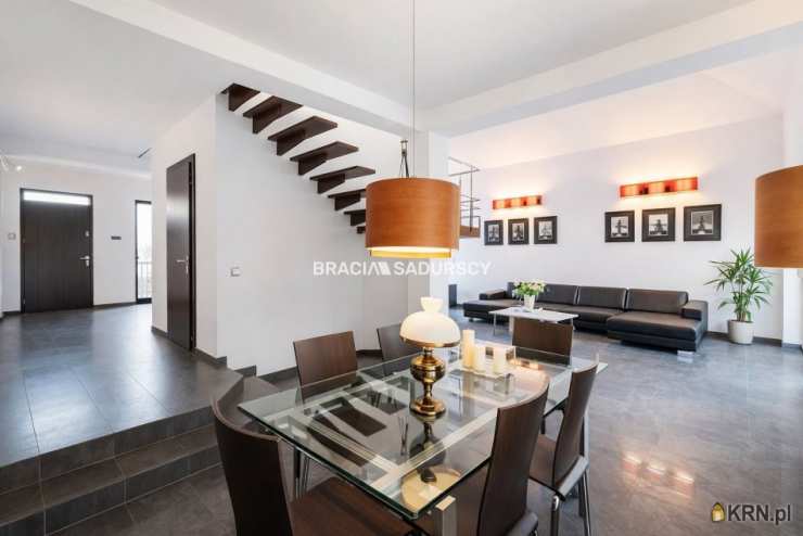 Dom  na sprzedaż, Lusina, ul. Spacerowa, 