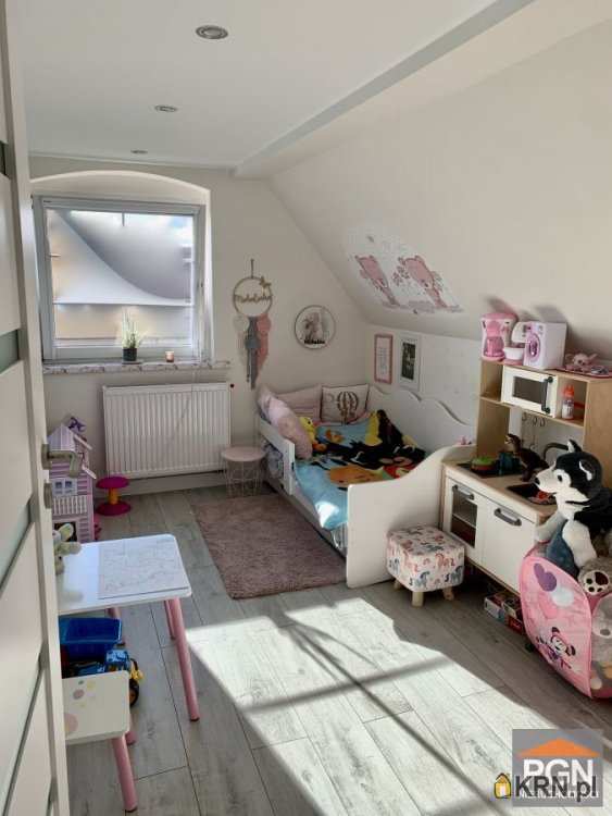 7 pokojowe, Trzebiatów, ul. , Dom  na sprzedaż