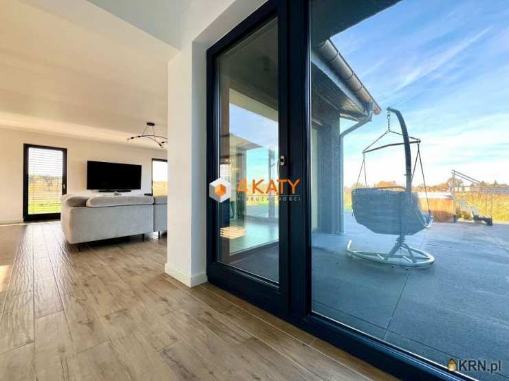 Dom  na sprzedaż, Piaski, ul. , 4 pokojowe