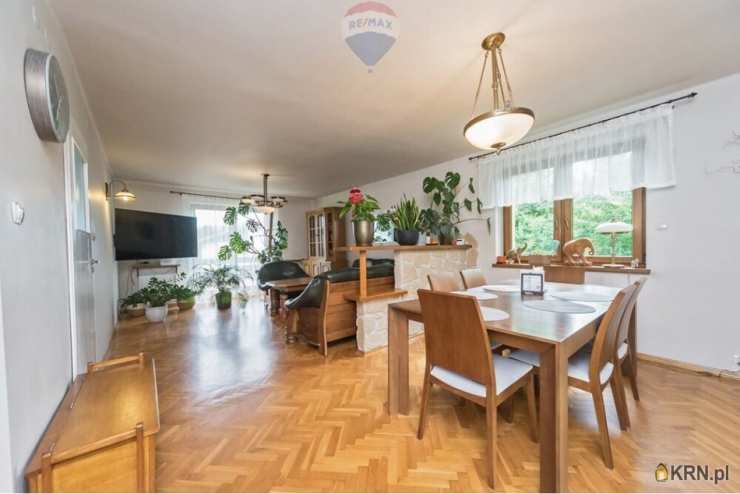 Bielsko-Biała, ul. , Dom  na sprzedaż, 4 pokojowe