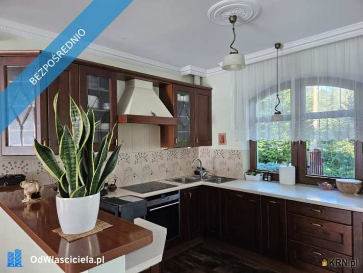 Dom  na sprzedaż, Czarnów, ul. , 5 pokojowe