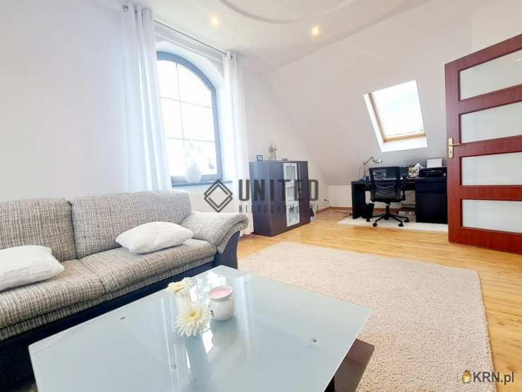 Dom  na sprzedaż, Oleśnica, ul. , 5 pokojowe