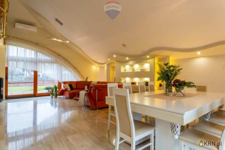 Dom  na sprzedaż, Żuków, ul. , 5 pokojowe