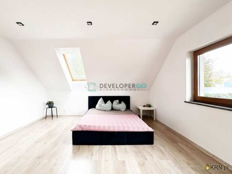 6 pokojowe, Nasiłów, ul. , Dom  na sprzedaż