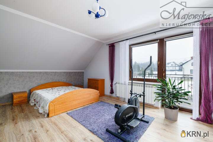 Zasań, ul. , Dom  na sprzedaż, 5 pokojowe