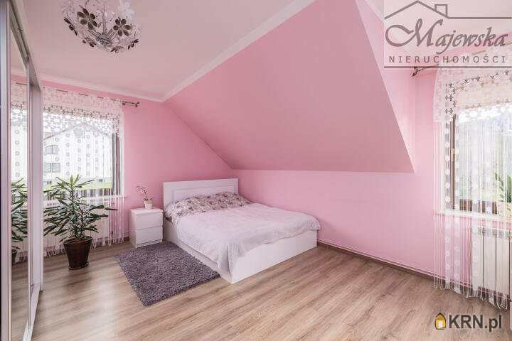 Zasań, ul. , Dom  na sprzedaż, 5 pokojowe