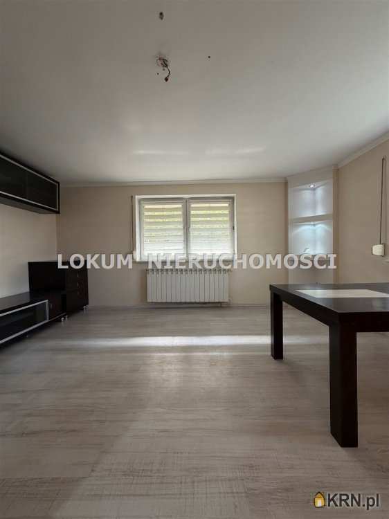 Nieruchomości LOKUM, Dom  na sprzedaż, Bąków, ul. Jasna