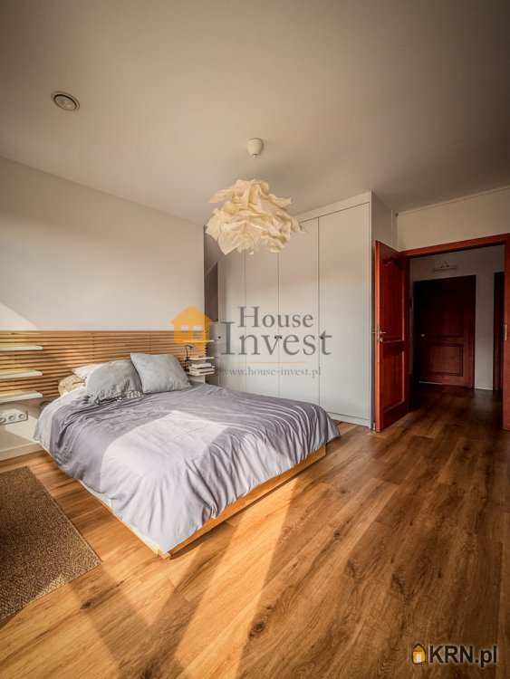 Dom  na sprzedaż, Legnica, ul. , 5 pokojowe