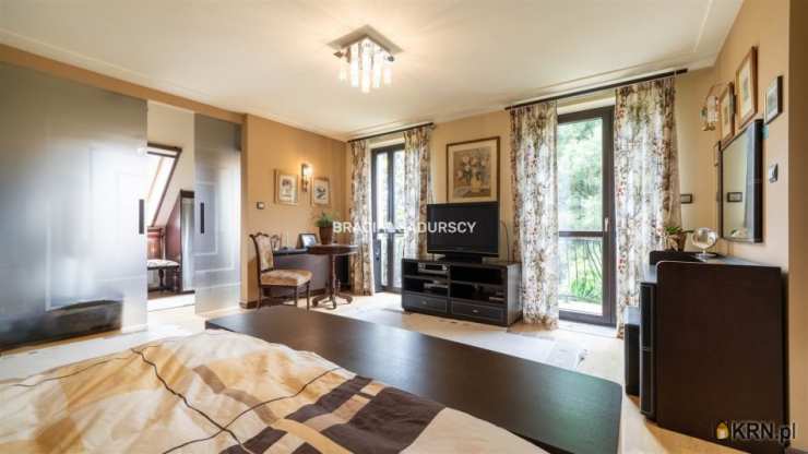 Dom  na sprzedaż, Bibice, ul. Kwiaty Polne, 