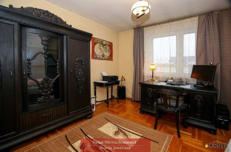 Dom  na sprzedaż, Dobroszyce, ul. , 8 pokojowe