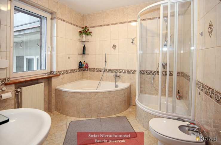 Dom  na sprzedaż, 8 pokojowe, Dobroszyce, ul. 