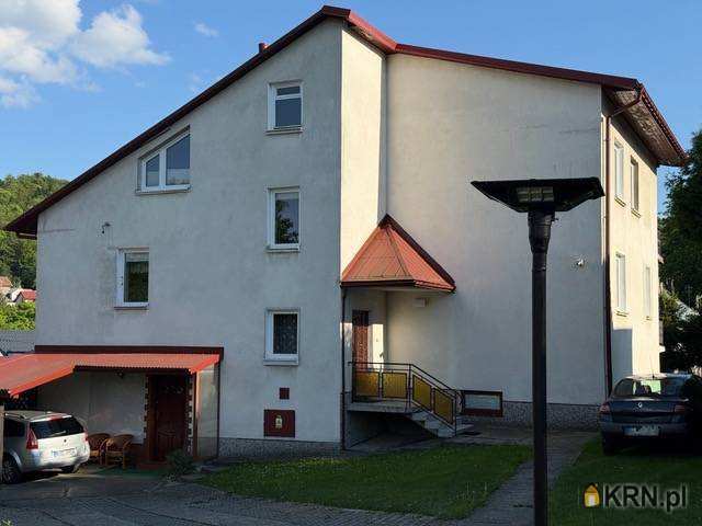 Dom  na sprzedaż, Iwonicz-Zdrój, ul. , 9 pokojowe