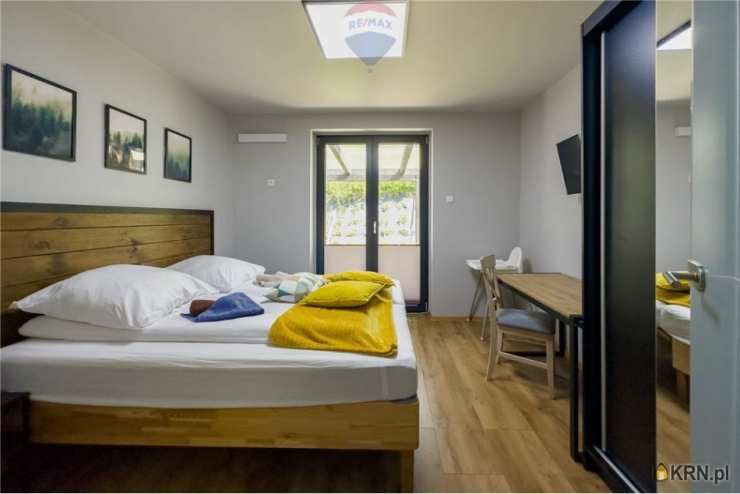 Dom  na sprzedaż, Ustroń, ul. , 8 pokojowe