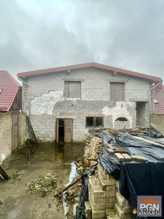 Dom  na sprzedaż, 8 pokojowe, Mrzeżyno, ul. 