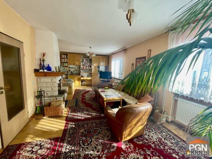 Dom  na sprzedaż, 6 pokojowe, Trzebiatów, ul. 